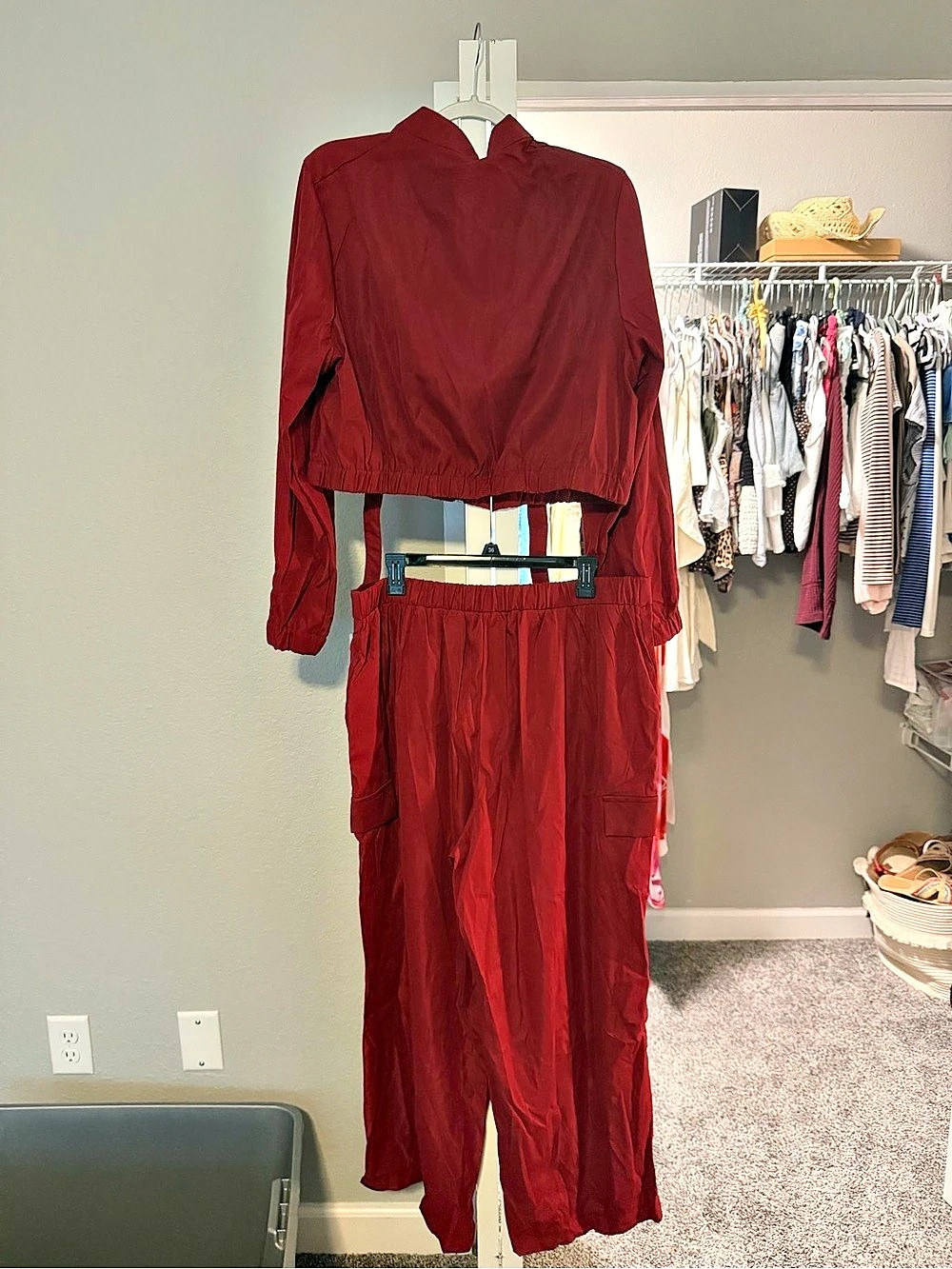 Red Set - Picture 2 of 2